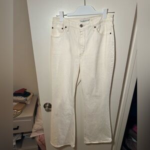 Abercrombie The Vintage Flare High Rise, curve love size 28s